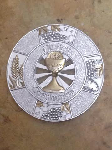 4.5'' Silver Round First Communion Plaque